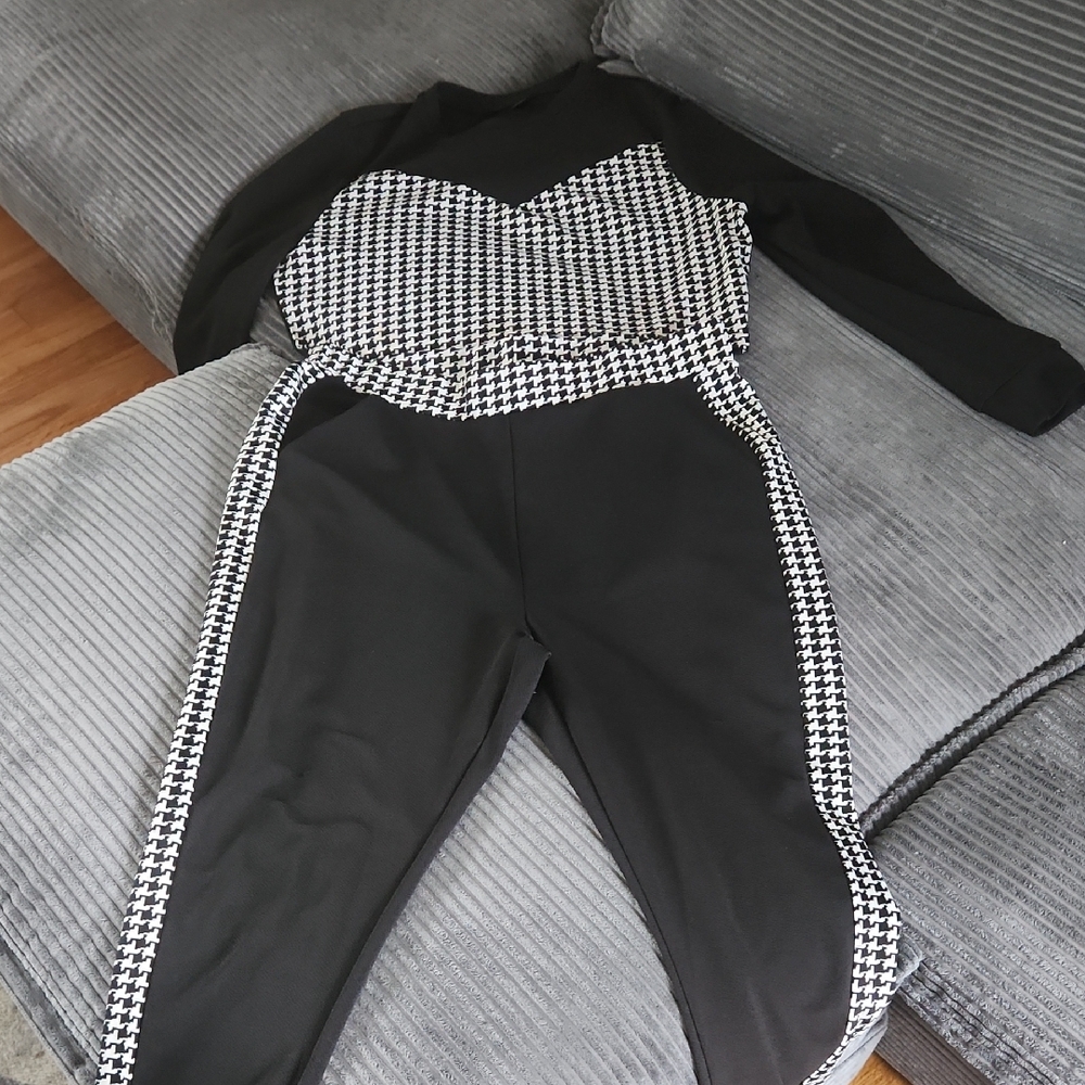 SHEIN Black and White Houndstooth Jumpsuit